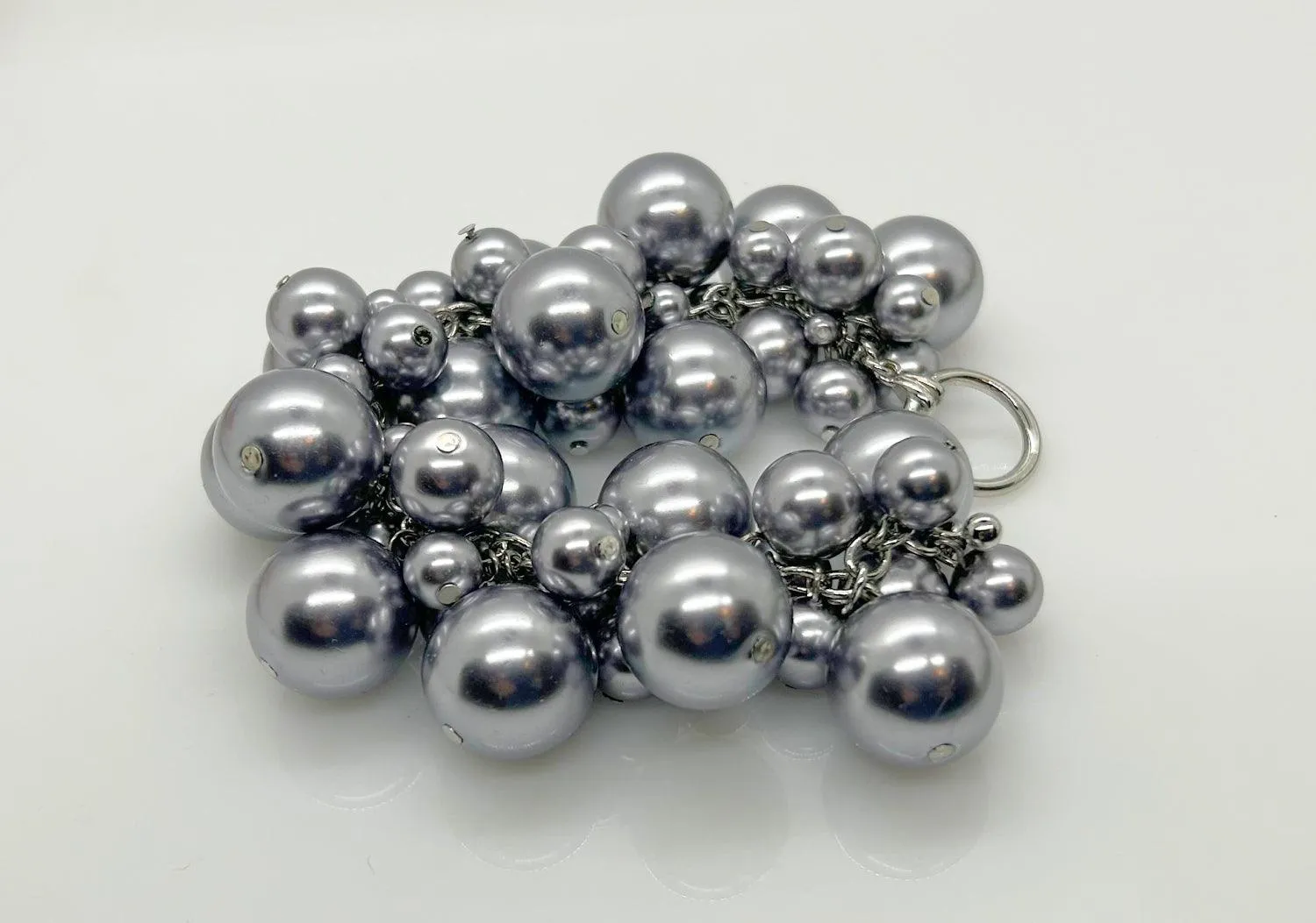 Dramatic Rich Gray Faux Pearl Drops Bracelet