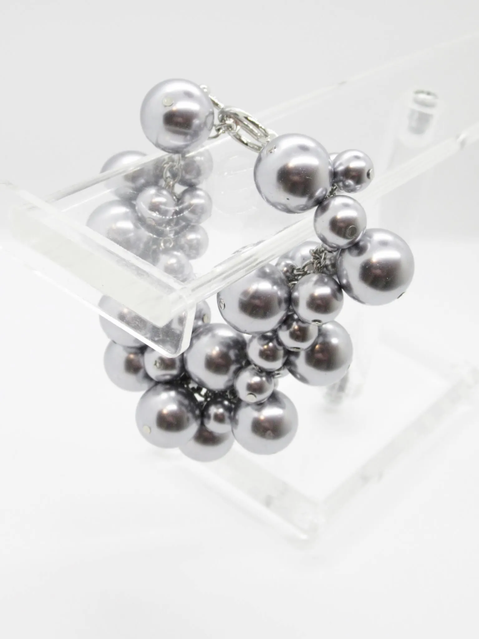Dramatic Rich Gray Faux Pearl Drops Bracelet
