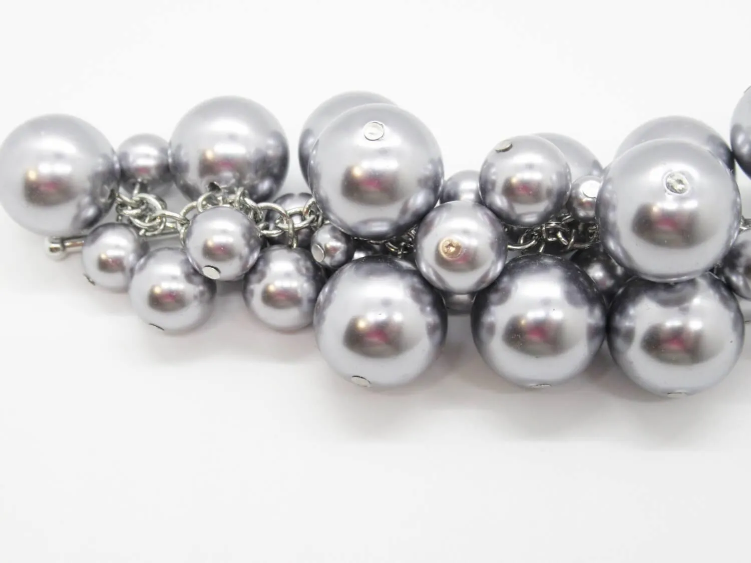 Dramatic Rich Gray Faux Pearl Drops Bracelet