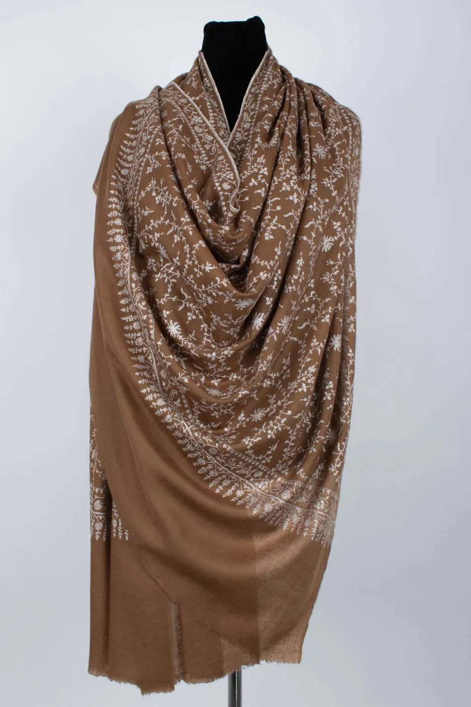 Luxurious White and Brown Sozni Embroidered Pashmina Shawl - AMRAVATI Collection